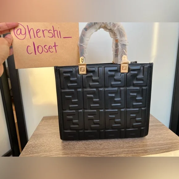 NEW Authentic Fendi Vitello Small Zucca Sunshine Tote Leather Black - Picture 10 of 13